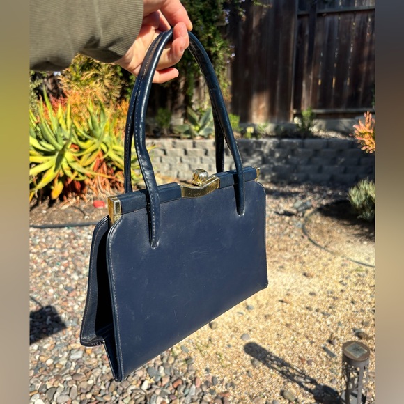 Handbag - Picture 6 of 8